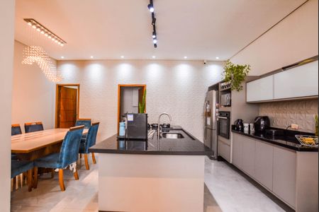 Casa à venda com 165m², 3 quartos e 1 vagaCozinha