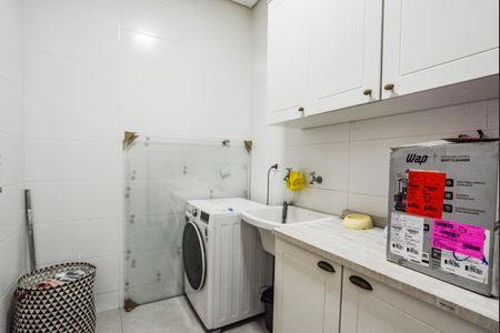 Casa à venda com 165m², 3 quartos e 1 vagaÁrea de Serviço