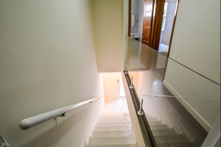 Casa à venda com 165m², 3 quartos e 1 vagaEscada