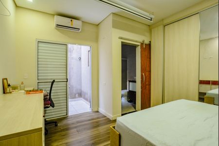 Casa à venda com 165m², 3 quartos e 1 vagaQuarto Suíte