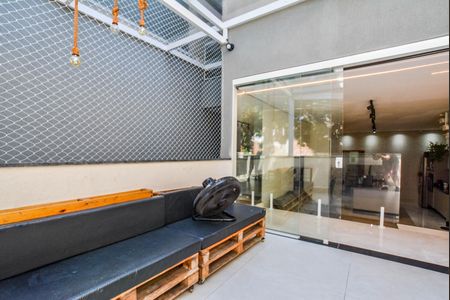 Casa à venda com 165m², 3 quartos e 1 vagaÁrea gourmet