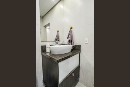 Casa à venda com 165m², 3 quartos e 1 vagaBanheiro da Suíte