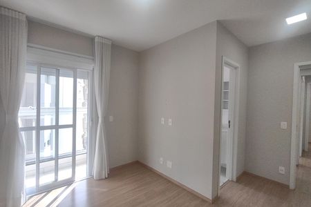 Apartamento para alugar com 96m², 3 quartos e 2 vagas Apartamento para alugar com 96m², 3 quartos e 2 vagasSuíte