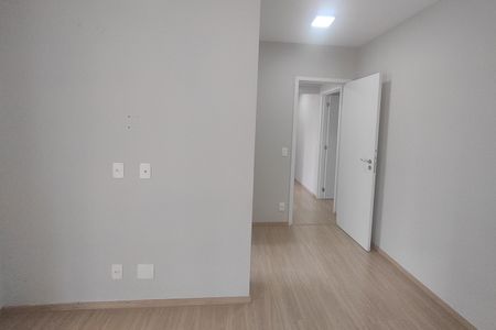 Apartamento para alugar com 96m², 3 quartos e 2 vagas Apartamento para alugar com 96m², 3 quartos e 2 vagasSuíte