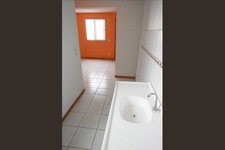 Cozinha  de apartamento para alugar com 2 quartos, 45m² em Camaquã, Porto Alegre