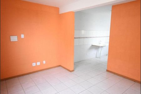 Sala  de apartamento para alugar com 2 quartos, 45m² em Camaquã, Porto Alegre
