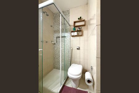 Apartamento à venda com 90m², 2 quartos e sem vaga Apartamento à venda com 90m², 2 quartos e sem vagaBanheiro social