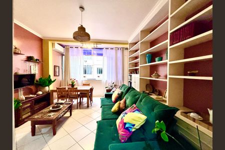 Apartamento à venda com 90m², 2 quartos e sem vaga Apartamento à venda com 90m², 2 quartos e sem vagaSala