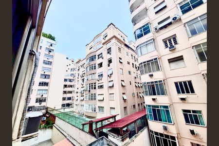 Apartamento à venda com 90m², 2 quartos e sem vaga Apartamento à venda com 90m², 2 quartos e sem vagaSala - vista