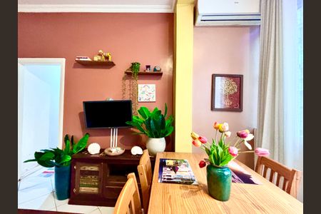 Apartamento à venda com 90m², 2 quartos e sem vaga Apartamento à venda com 90m², 2 quartos e sem vagaSala