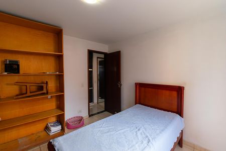 Apartamento à venda com 78m², 2 quartos e 1 vagaQuarto 2