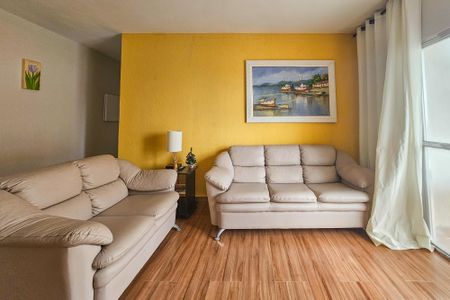 Sala de apartamento para alugar com 2 quartos, 74m² em Jardim Sao Miguel, Guarujá