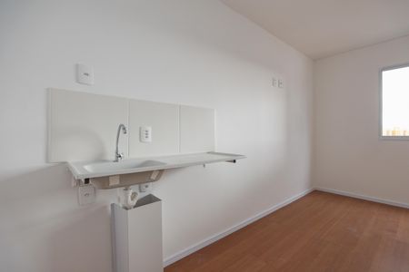 Cozinha de apartamento para alugar com 1 quarto, 16m² em Jardim Monte Kemel, São Paulo