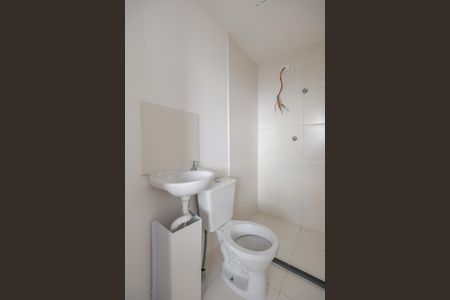 Banheiro  de apartamento para alugar com 1 quarto, 16m² em Jardim Monte Kemel, São Paulo