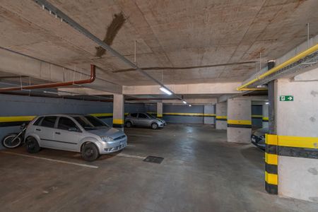 Apartamento para alugar com 61m², 2 quartos e 1 vaga Apartamento para alugar com 61m², 2 quartos e 1 vagaGaragem