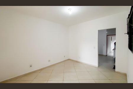 Sala de casa para alugar com 2 quartos, 70m² em Vila Buenos Aires, São Paulo