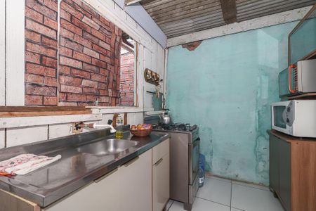 Sala / Cozinha de casa para alugar com 2 quartos, 10m² em Rubem Berta, Porto Alegre