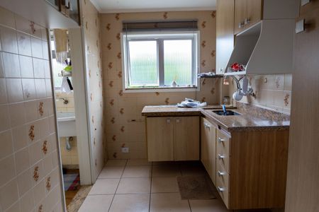 Apartamento à venda com 56m², 2 quartos e 1 vagaCozinha e porta de acesso área de serviço