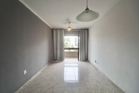 Sala de apartamento para alugar com 2 quartos, 69m² em Jardim Tres Marias, Guarujá