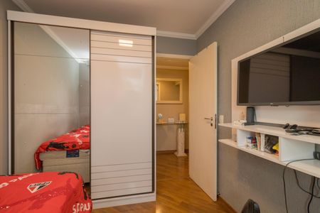 Apartamento à venda com 96m², 4 quartos e 2 vagas Apartamento à venda com 96m², 4 quartos e 2 vagasQuarto 2