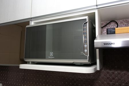 Casa de condomínio à venda com 130m², 3 quartos e 2 vagas Casa de condomínio à venda com 130m², 3 quartos e 2 vagasCozinha - Microondas