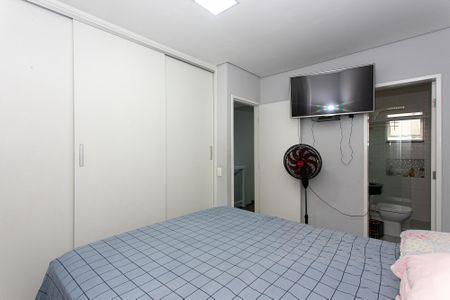 Casa de condomínio à venda com 130m², 3 quartos e 2 vagas Casa de condomínio à venda com 130m², 3 quartos e 2 vagasSuíte