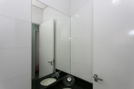 Casa de condomínio à venda com 130m², 3 quartos e 2 vagas Casa de condomínio à venda com 130m², 3 quartos e 2 vagasBanheiro Social