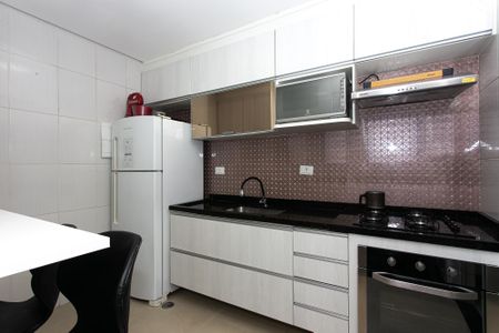 Casa de condomínio à venda com 130m², 3 quartos e 2 vagas Casa de condomínio à venda com 130m², 3 quartos e 2 vagasCozinha