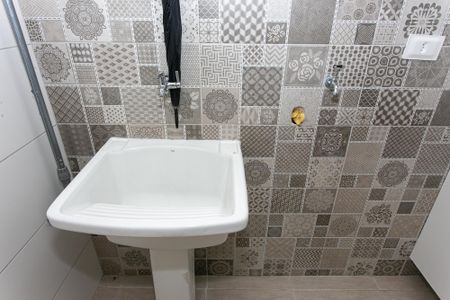 Casa de condomínio à venda com 130m², 3 quartos e 2 vagas Casa de condomínio à venda com 130m², 3 quartos e 2 vagasÁrea de Serviço