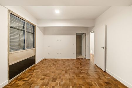 Apartamento à venda com 410m², 3 quartos e 2 vagas Apartamento à venda com 410m², 3 quartos e 2 vagasQuarto