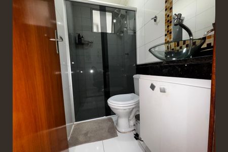 Apartamento à venda com 130m², 3 quartos e 2 vagasBanheiro