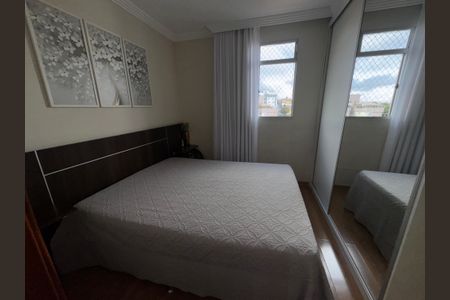 Apartamento à venda com 130m², 3 quartos e 2 vagasQuarto
