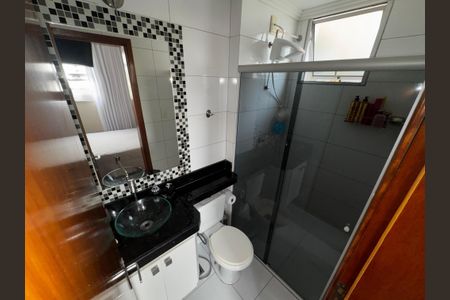 Apartamento à venda com 130m², 3 quartos e 2 vagasBanheiro