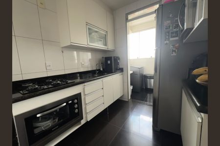 Apartamento à venda com 130m², 3 quartos e 2 vagasCozinha