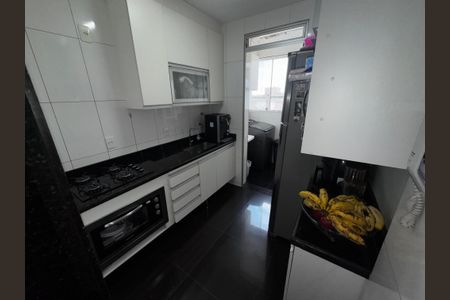 Apartamento à venda com 130m², 3 quartos e 2 vagasCozinha