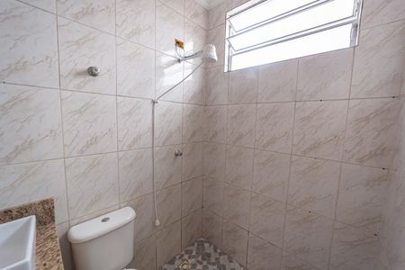 Casa para alugar com 45m², 1 quarto e sem vaga Casa para alugar com 45m², 1 quarto e sem vagaBanheiro
