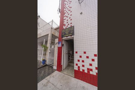 Casa para alugar com 45m², 1 quarto e sem vaga Casa para alugar com 45m², 1 quarto e sem vagaFachada