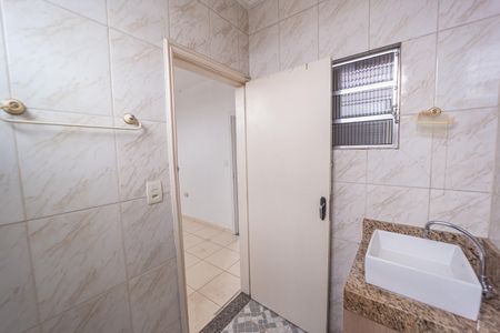Casa para alugar com 45m², 1 quarto e sem vaga Casa para alugar com 45m², 1 quarto e sem vagaBanheiro
