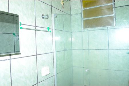 Banheiro de casa para alugar com 1 quarto, 56m² em Maria Goretti, Belo Horizonte