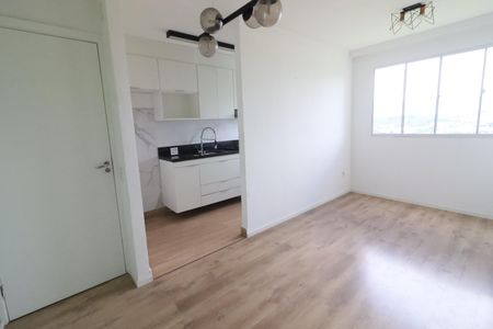 Sala de apartamento para alugar com 2 quartos, 42m² em Jardim Boa Vista (zona Oeste), Osasco