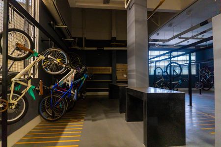 Apartamento à venda com 100m², 3 quartos e 2 vagas Apartamento à venda com 100m², 3 quartos e 2 vagasÁrea comum - Bicicletário