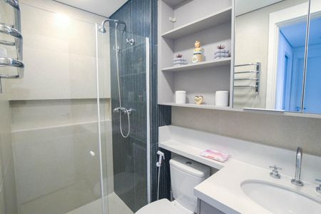 Apartamento à venda com 100m², 3 quartos e 2 vagas Apartamento à venda com 100m², 3 quartos e 2 vagasBanheiro Social