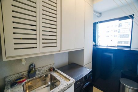 Apartamento à venda com 100m², 3 quartos e 2 vagas Apartamento à venda com 100m², 3 quartos e 2 vagasÁrea de Serviço