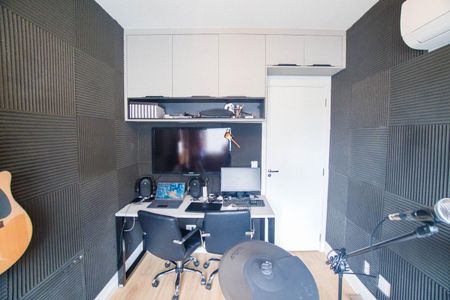 Apartamento à venda com 100m², 3 quartos e 2 vagas Apartamento à venda com 100m², 3 quartos e 2 vagasQuarto 2