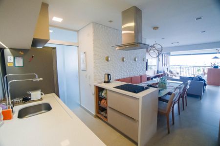 Apartamento à venda com 100m², 3 quartos e 2 vagas Apartamento à venda com 100m², 3 quartos e 2 vagasCozinha