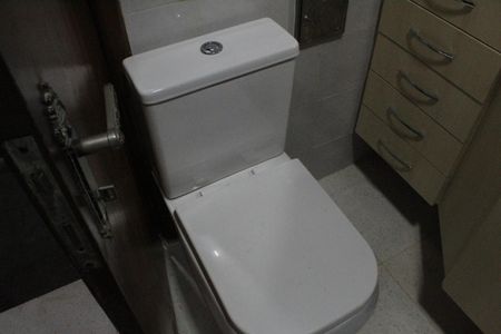 Casa à venda com 95m², 2 quartos e sem vagaBanheiro Social