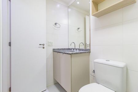Apartamento para alugar com 64m², 2 quartos e 1 vagaBanheiro - Social
