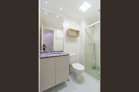 Apartamento para alugar com 64m², 2 quartos e 1 vagaBanheiro - Social