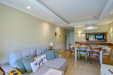 Sala de apartamento para alugar com 3 quartos, 79m² em Jardim Carvalho, Porto Alegre