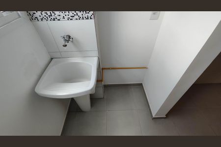 Apartamento para alugar com 36m², 2 quartos e sem vagaBanheiro